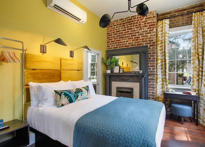 Sunny Queen Suite Downtown 2Nd Floor