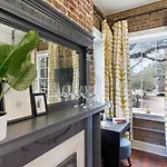 Sunny Queen Suite Downtown 2Nd Floor
